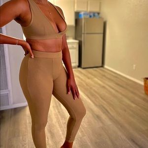 FY Essential Lounge Set